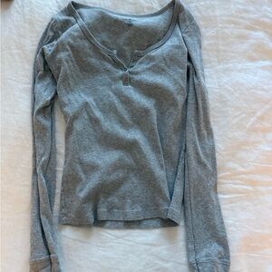 Brandy Melville Heather Gray Long Sleeve Henley